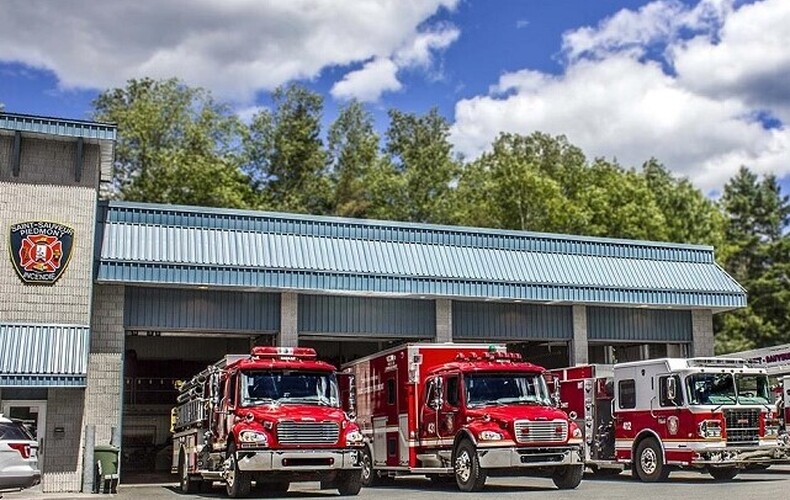 Changement de garde au Service de sécurité publique et incendie Saint-Sauveur/Piedmont